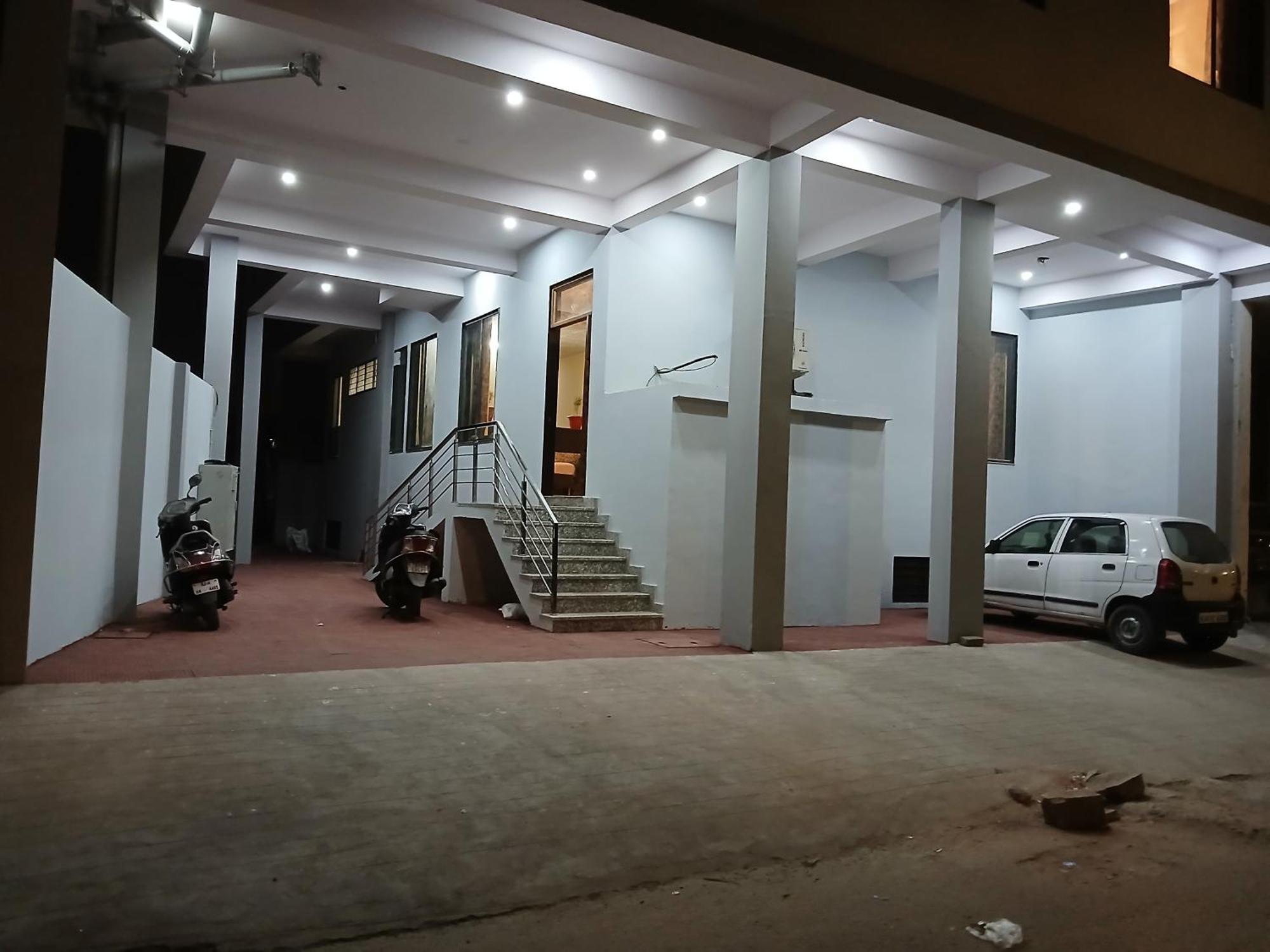 ג'איפור Hotel G M I, Sikar Road מראה חיצוני תמונה