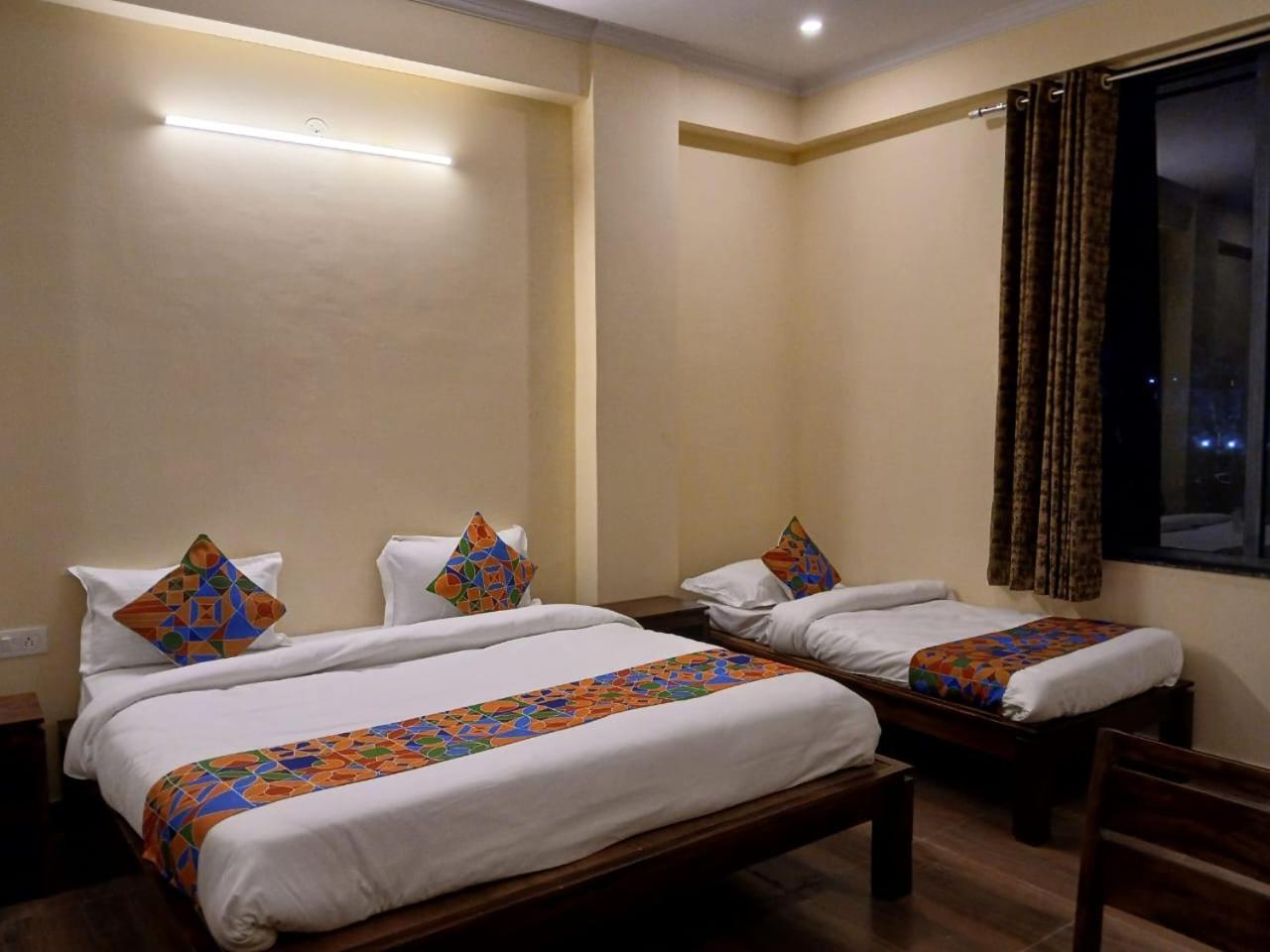 ג'איפור Hotel G M I, Sikar Road מראה חיצוני תמונה