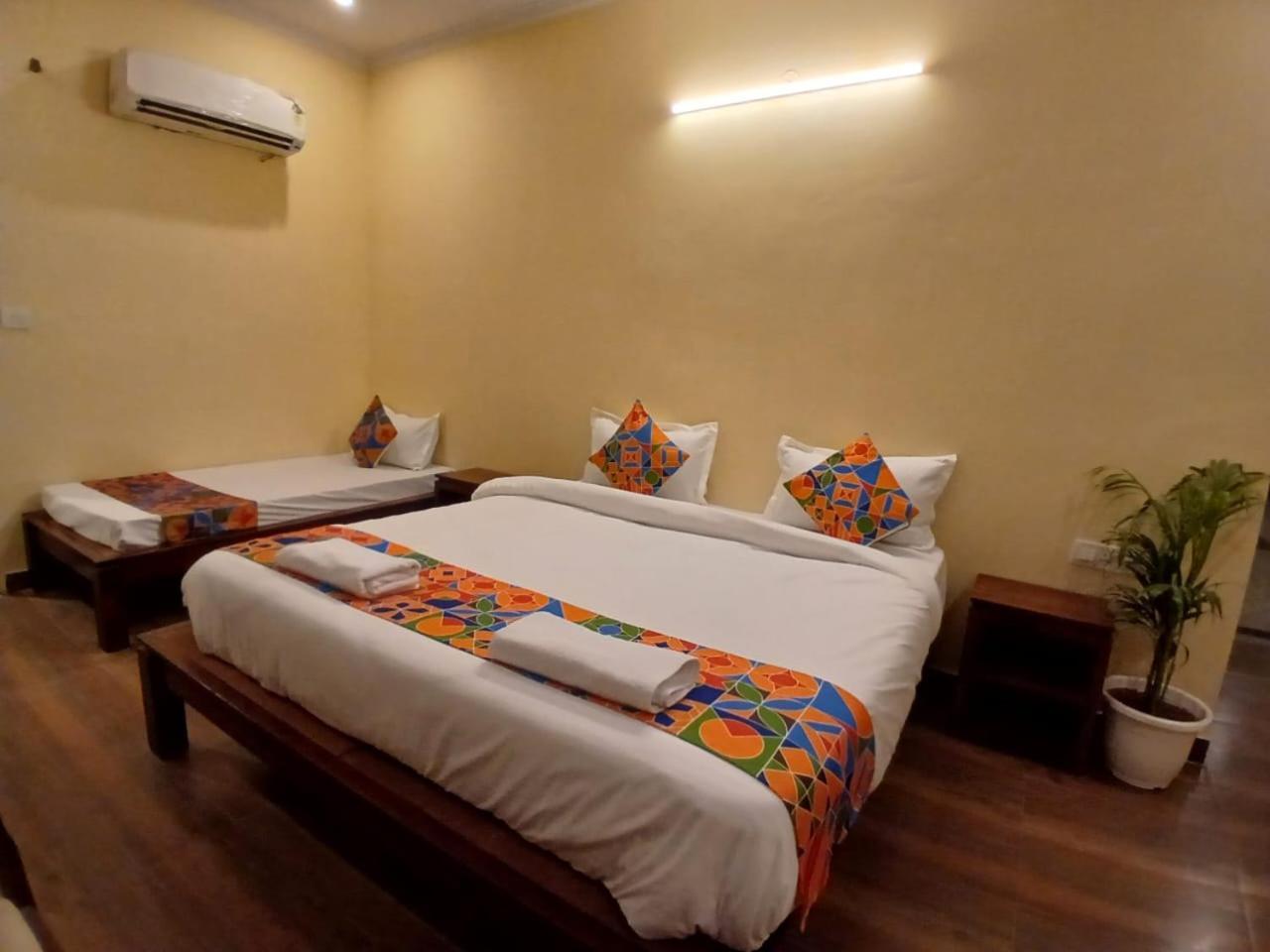 ג'איפור Hotel G M I, Sikar Road מראה חיצוני תמונה