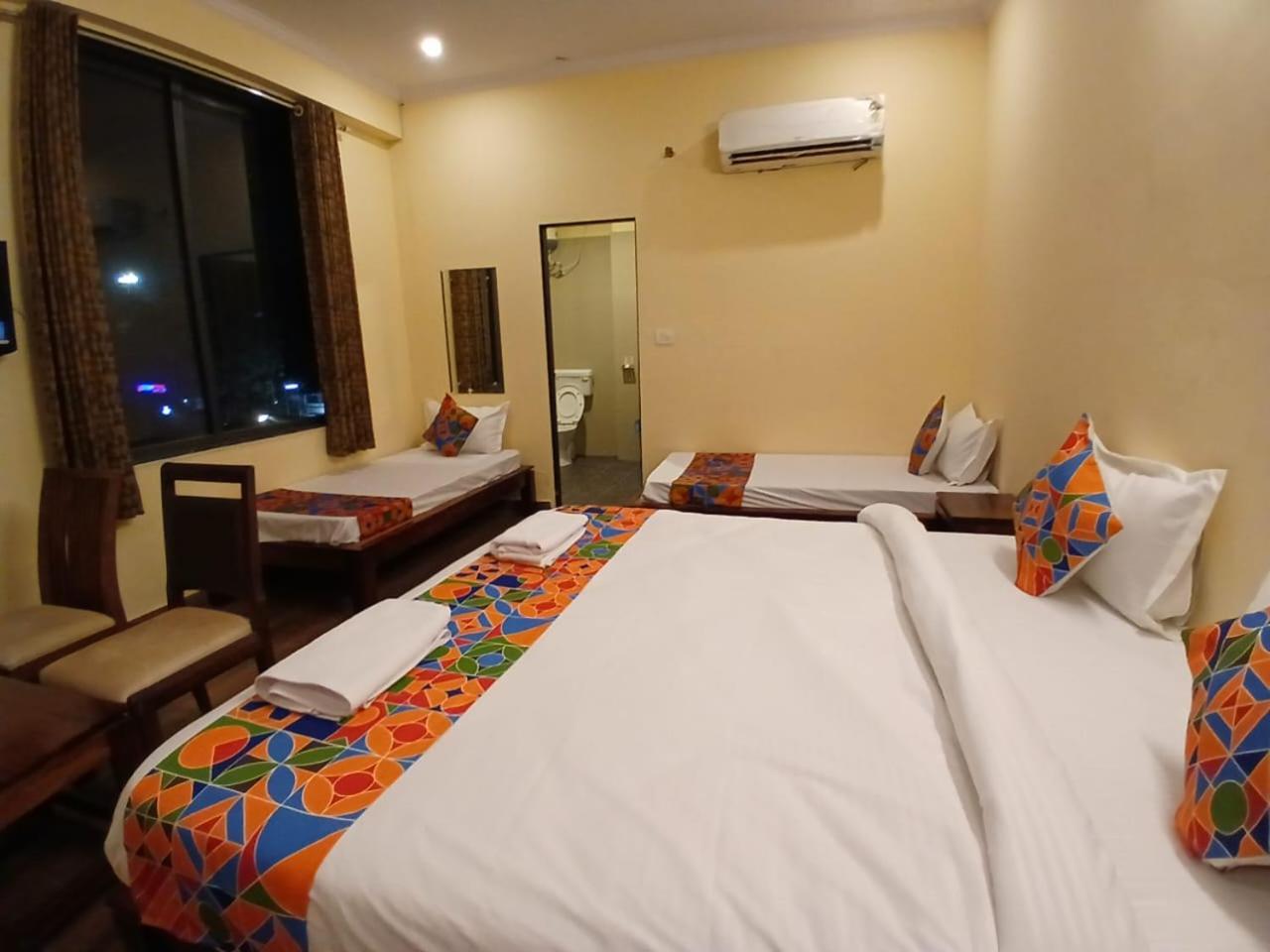 ג'איפור Hotel G M I, Sikar Road מראה חיצוני תמונה